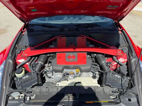 Used 2011 Nissan 370Z Coupe RWD image 23