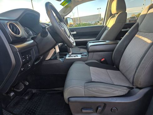 Used 2017 Toyota Tundra SR5 image 24