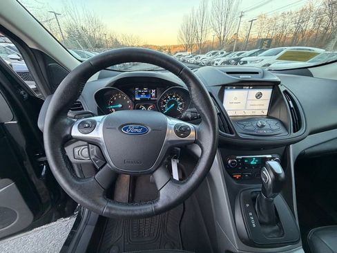 Used 2016 Ford Escape SE w/ SE Leather Comfort Package image 10