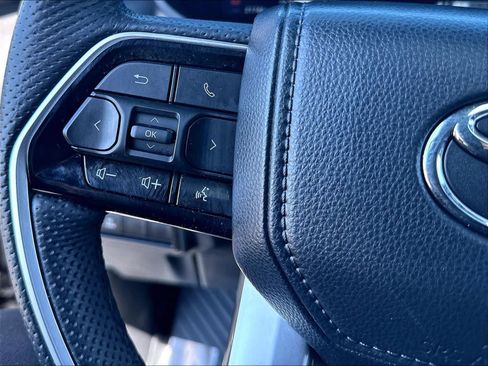 Used 2024 Toyota Sequoia Platinum AWD/4WD image 14