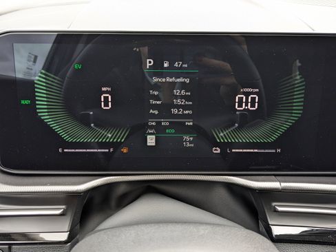 New 2026 Kia Sportage LX FWD image 33