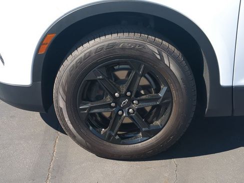 Used 2023 Chevrolet Blazer LT w/ Convenience Package FWD image 24