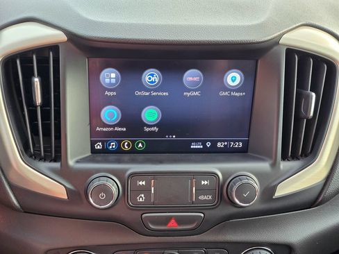Used 2020 GMC Terrain Denali w/ LPO, Floor Liner Package FWD image 15
