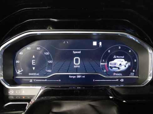 Used 2023 GMC Sierra 1500 Elevation image 34