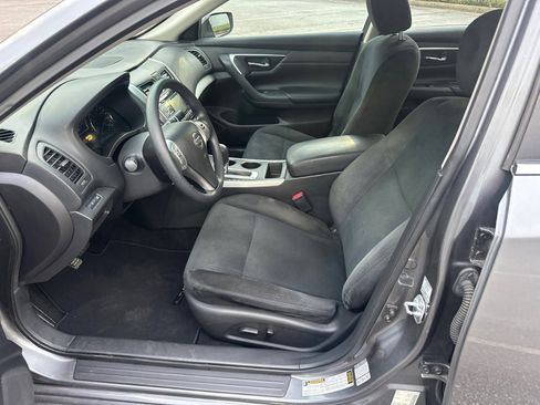 Used 2015 Nissan Altima 2.5 S w/ Power Driver Seat Package image 7