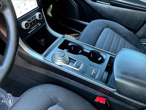Certified 2021 Ford Edge SE FWD image 20