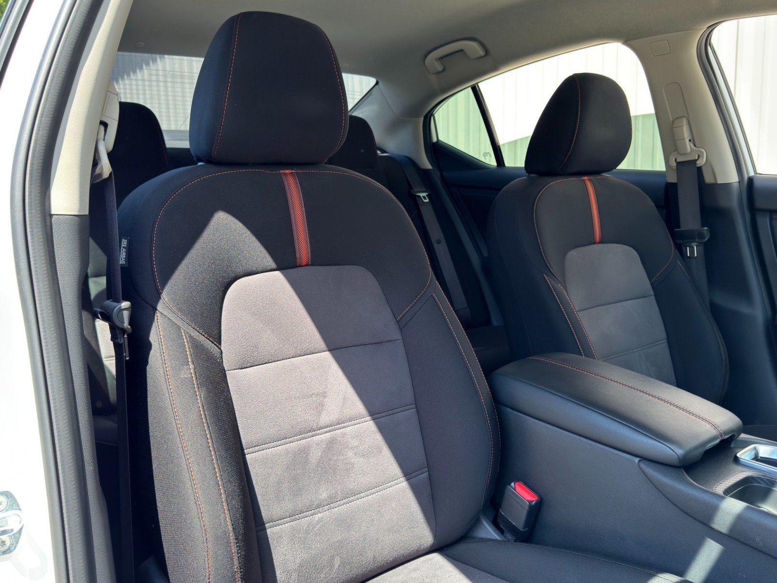 Used 2024 Nissan Sentra SR FWD image 30