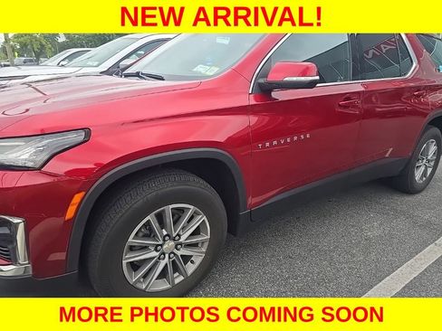 Used 2023 Chevrolet Traverse LT AWD/4WD image 4