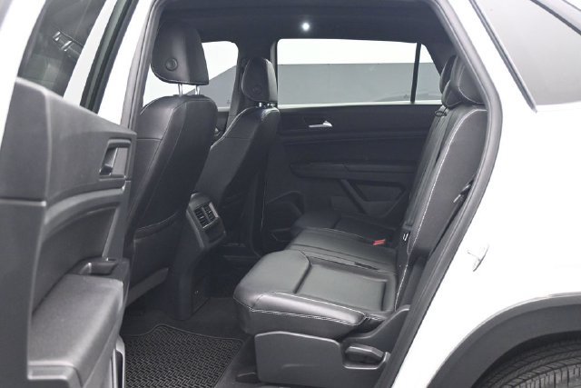 Used 2020 Volkswagen Atlas Cross Sport SE w/ Panoramic Sunroof Package AWD/4WD image 20