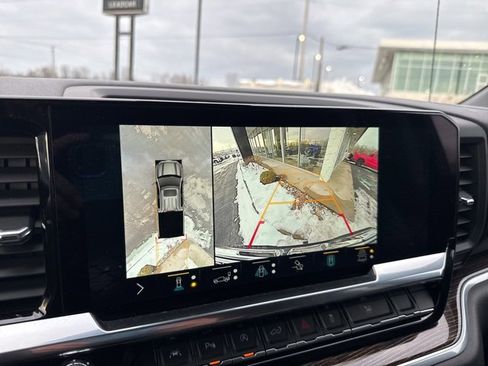 Used 2022 GMC Sierra 1500 Elevation w/ Elevation Premium Package image 25