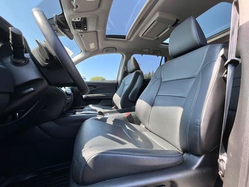 Used 2022 Honda Pilot Elite image 10