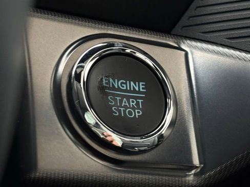 New 2025 Ford F150 Platinum w/ Equipment Group 702A High image 37