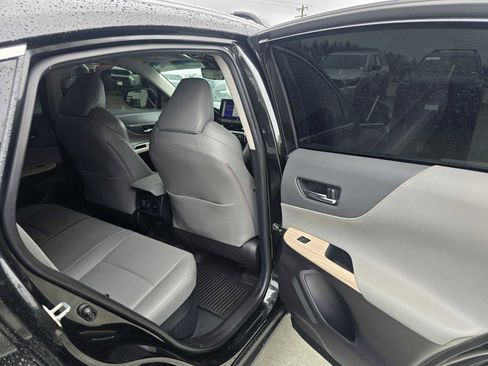Certified 2023 Toyota Venza Limited AWD/4WD image 13