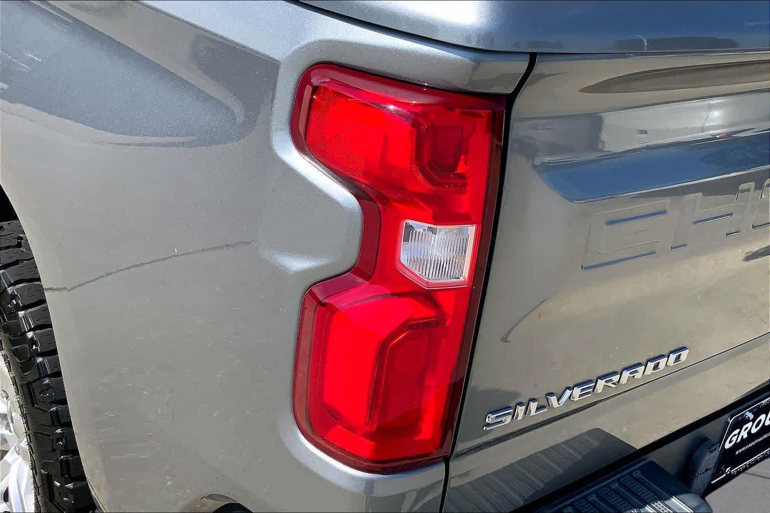 Used 2020 Chevrolet Silverado 1500 RST AWD/4WD image 27