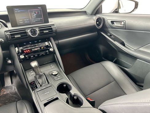 Used 2023 Lexus IS 300 image 23