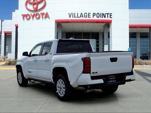 New 2025 Toyota Tacoma SR5 image 3