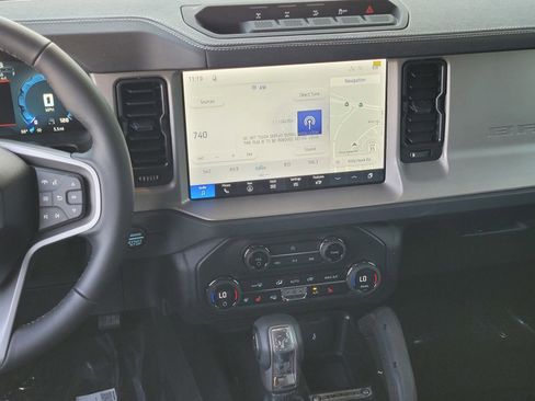 New 2026 Ford Bronco Outer Banks image 9