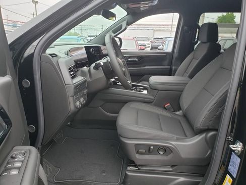 New 2026 Chevrolet Suburban LS AWD/4WD image 24