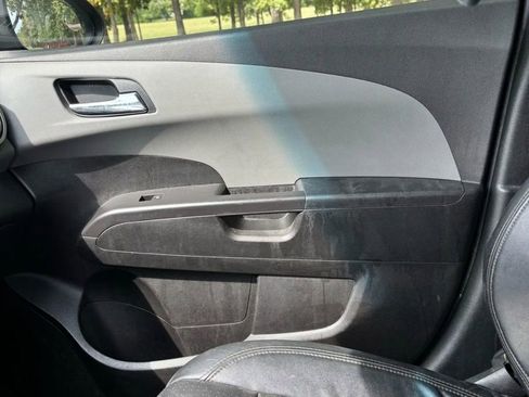 Used 2014 Chevrolet Sonic LTZ image 15