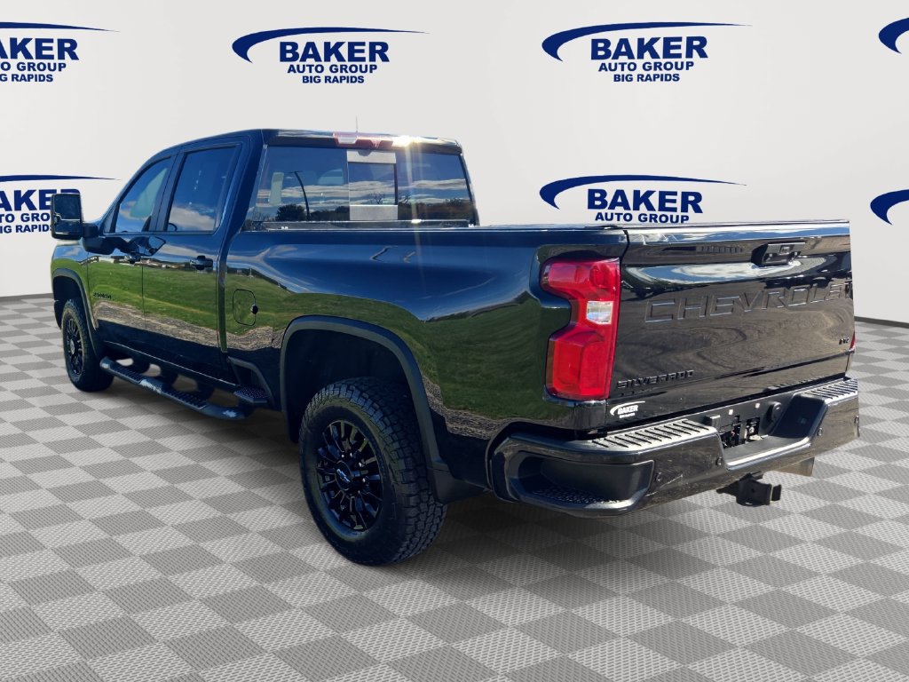 Used 2021 Chevrolet Silverado 2500 LTZ w/ LTZ Plus Package AWD/4WD image 5