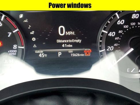 Used 2024 Toyota Highlander XLE image 16