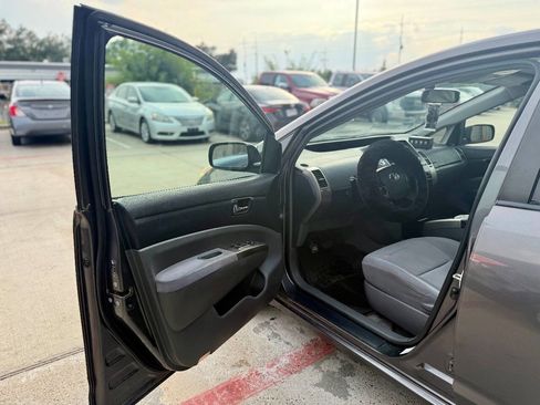 Used 2007 Toyota Prius Touring image 8