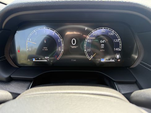 New 2026 Jeep Grand Cherokee Limited AWD/4WD image 11