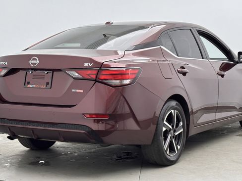 Used 2024 Nissan Sentra SV image 7
