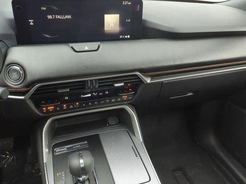 Used 2025 MAZDA CX-70 3.3 Turbo S w/ Premium Package image 27