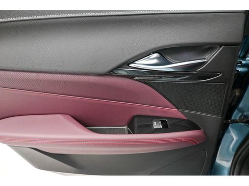 Used 2023 Cadillac CT4 V w/ LPO, ONYX Package image 25