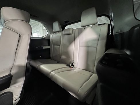Certified 2024 Toyota Grand Highlander Limited image 19