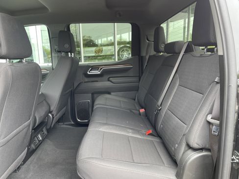 Used 2025 Chevrolet Silverado 1500 LT image 38