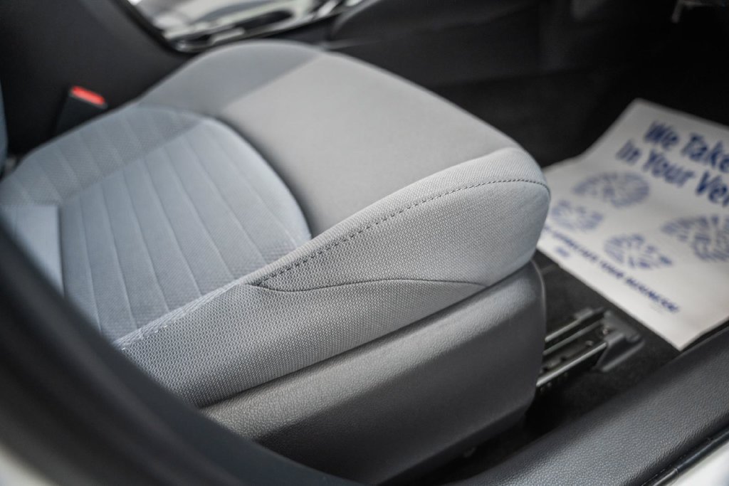 Certified 2024 Toyota Corolla SE FWD image 33