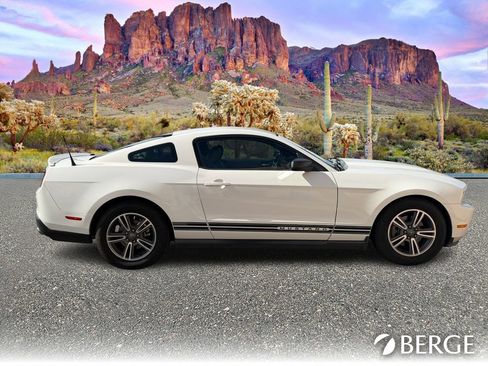 Used 2011 Ford Mustang Premium w/ 201A Rapid Spec Order Code image 8