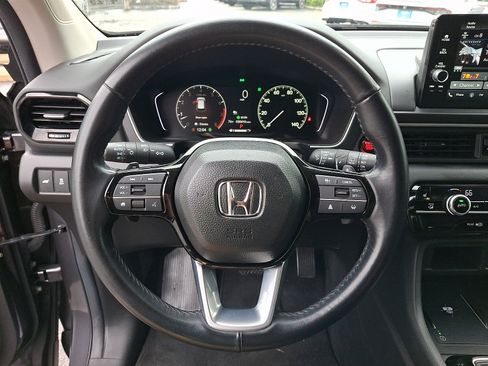 Used 2024 Honda Pilot EX-L image 18