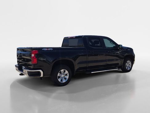 Used 2023 Chevrolet Silverado 1500 LT w/ Protection Package AWD/4WD image 6