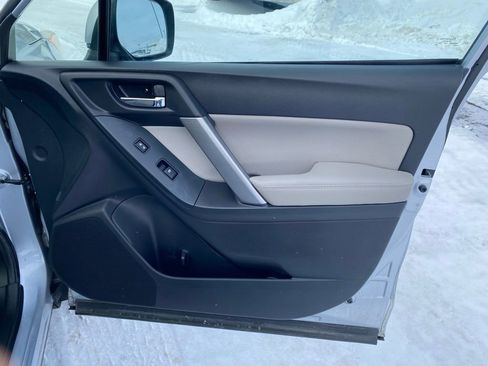 Used 2015 Subaru Forester 2.5i Limited image 22