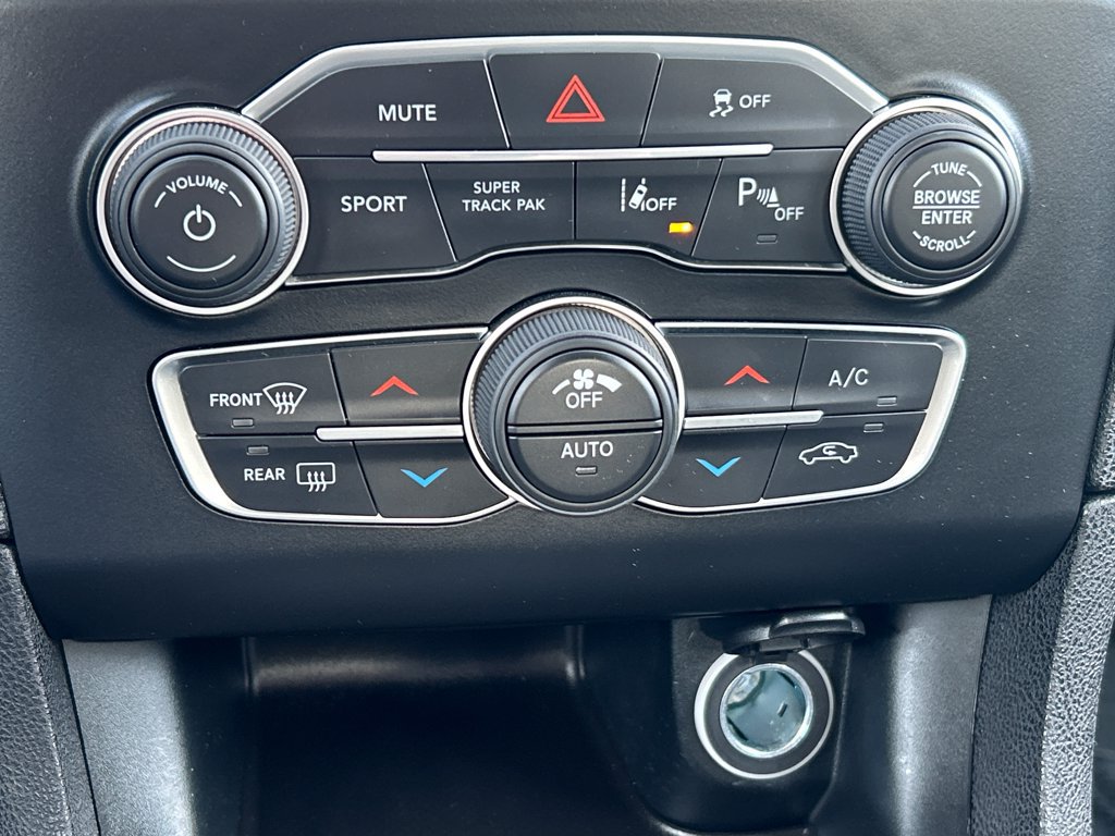 Used 2023 Dodge Charger R/T w/ Harman/Kardon Audio Group RWD image 15