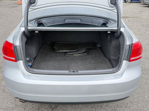 Used 2013 Volkswagen Passat 2.5 SE FWD image 35