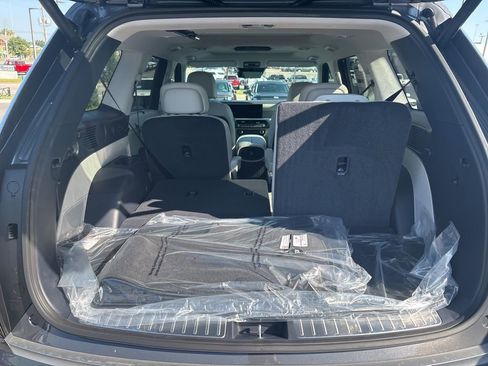 New 2026 Hyundai Palisade Calligraphy image 8