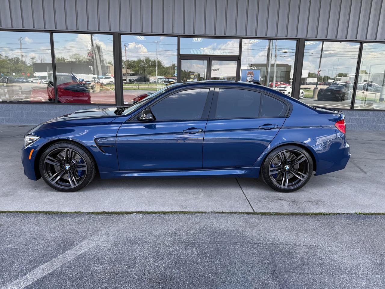 Used 2018 BMW M3 w/ Competition Package RWD image 9
