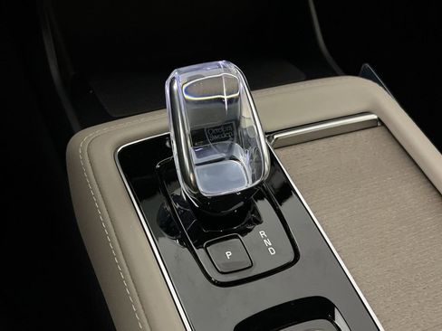 New 2026 Volvo XC90 B5 Core image 22