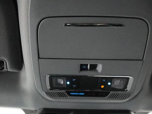 Used 2024 Ford F250 Lariat w/ Tremor Off-Road Package image 61