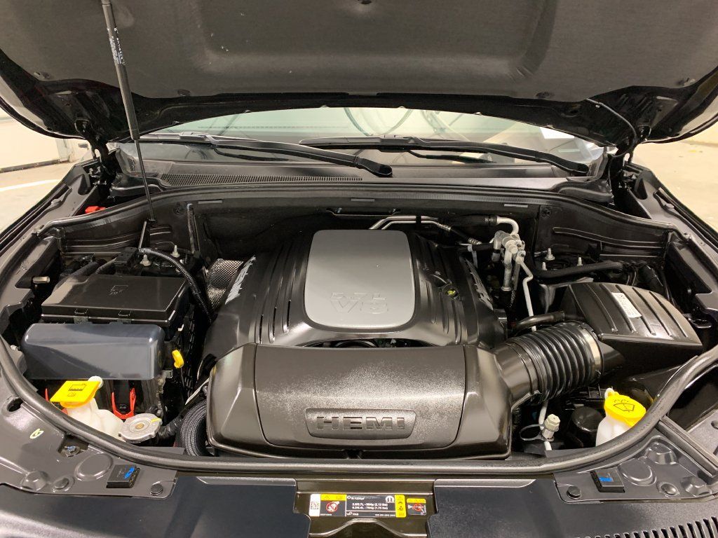 Used 2023 Dodge Durango R/T w/ Blacktop Package AWD/4WD image 16
