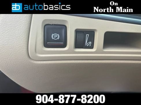 Used 2017 Cadillac XT5 FWD image 15