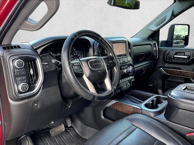 Used 2020 GMC Sierra 2500 Denali w/ Gooseneck/5TH Wheel Package AWD/4WD image 13