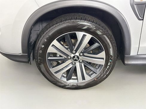 Used 2025 Mitsubishi Outlander Sport AWD image 30