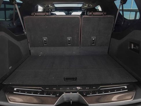 Certified 2023 Cadillac Escalade ESV Sport Platinum w/ LPO, ONYX Package image 35