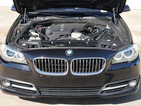 Used 2015 BMW 528i xDrive Sedan AWD/4WD image 7