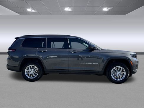 New 2025 Jeep Grand Cherokee L Laredo w/ Luxury Tech Group I image 8